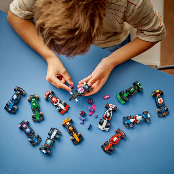 LEGO® F1®-racerbiler for samlere. Byggesett med biler for barn. Lekesett med byggbare modeller 71049